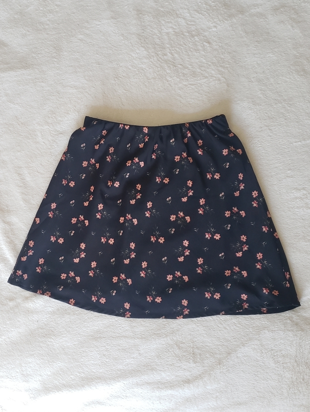 HOLLISTER Black Floral Ultra High Rise Elastic Waist XS Skirt
